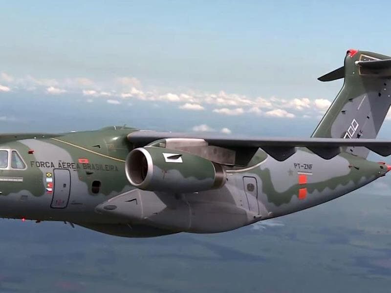 Legenda KC-390 - Autor KC-390